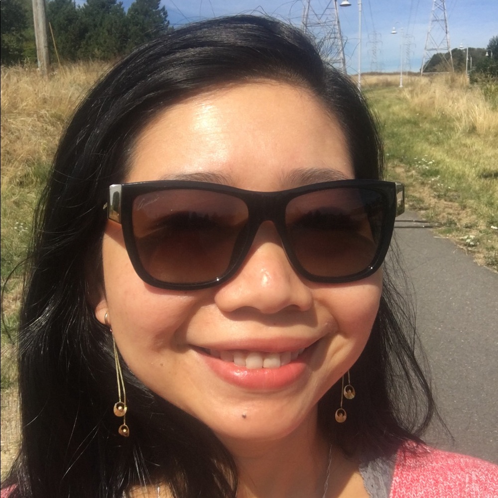 Meet your Posher, Khanh